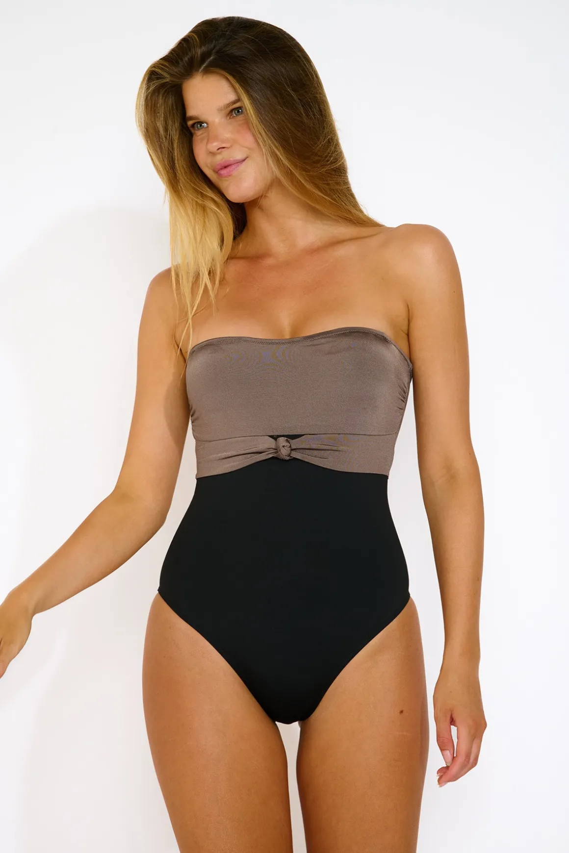 MAILLOT 1 PIECE Noir AMADRIA FAIRMONT